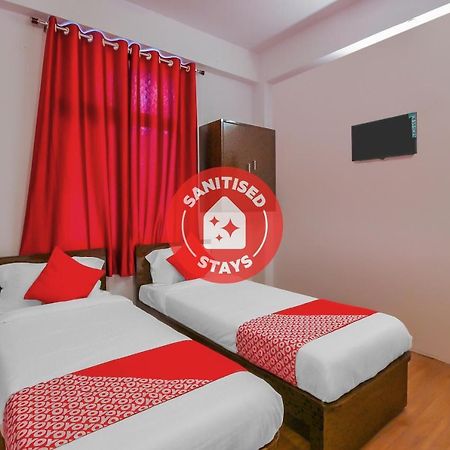 OYO 17168 Hz Lodge Hajdarabad Zewnętrze zdjęcie