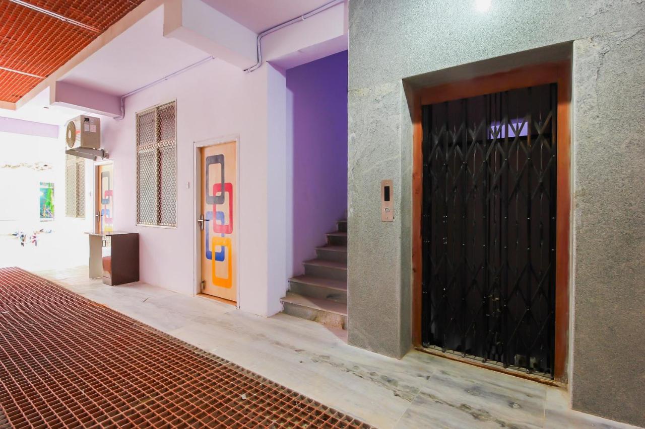 OYO 17168 Hz Lodge Hajdarabad Zewnętrze zdjęcie