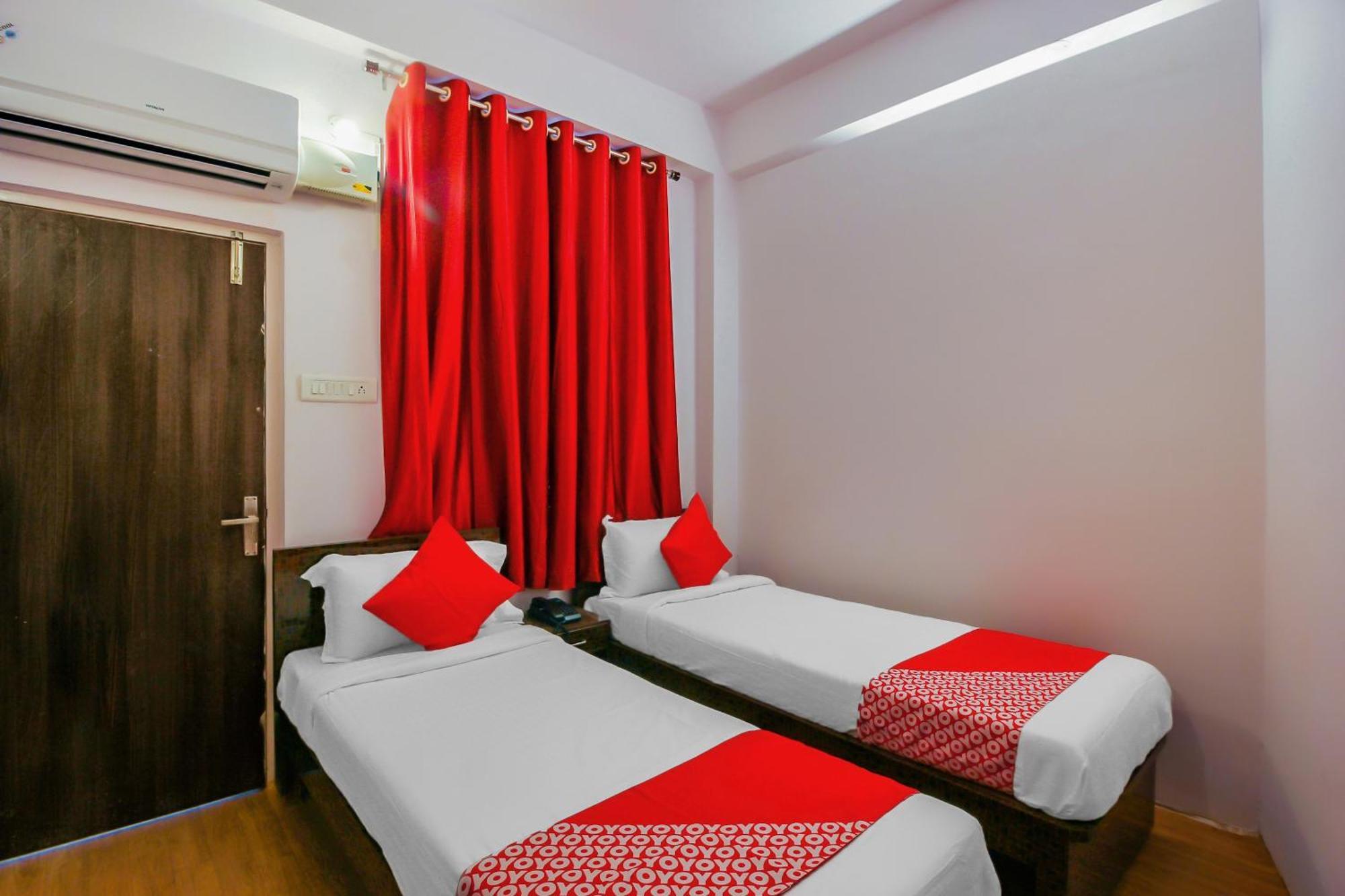 OYO 17168 Hz Lodge Hajdarabad Zewnętrze zdjęcie